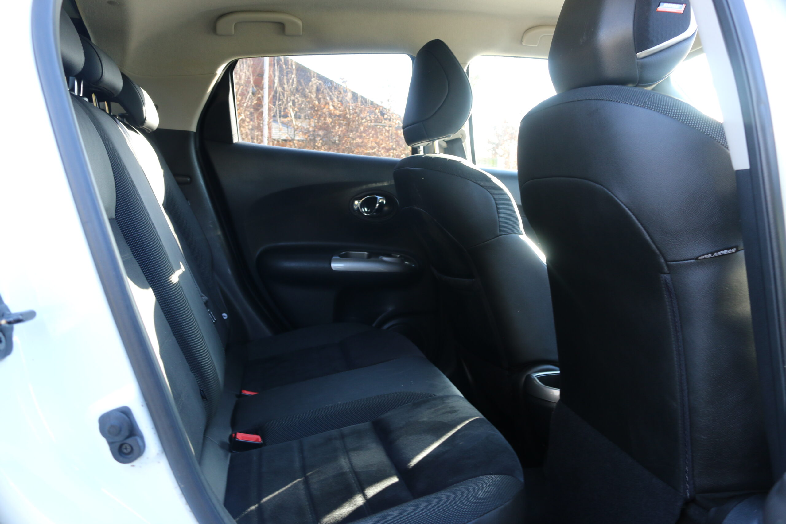 
								NISSAN JUKE TEKNA XTRONIC 2014 1.6L full									