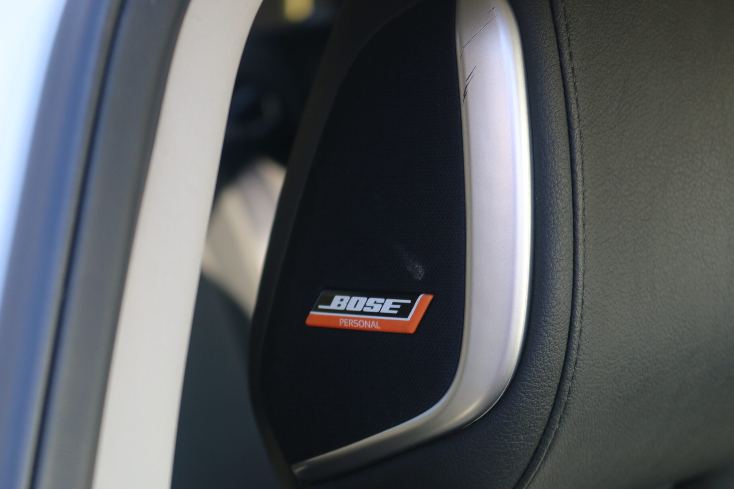 
								NISSAN JUKE TEKNA XTRONIC 2014 1.6L full									