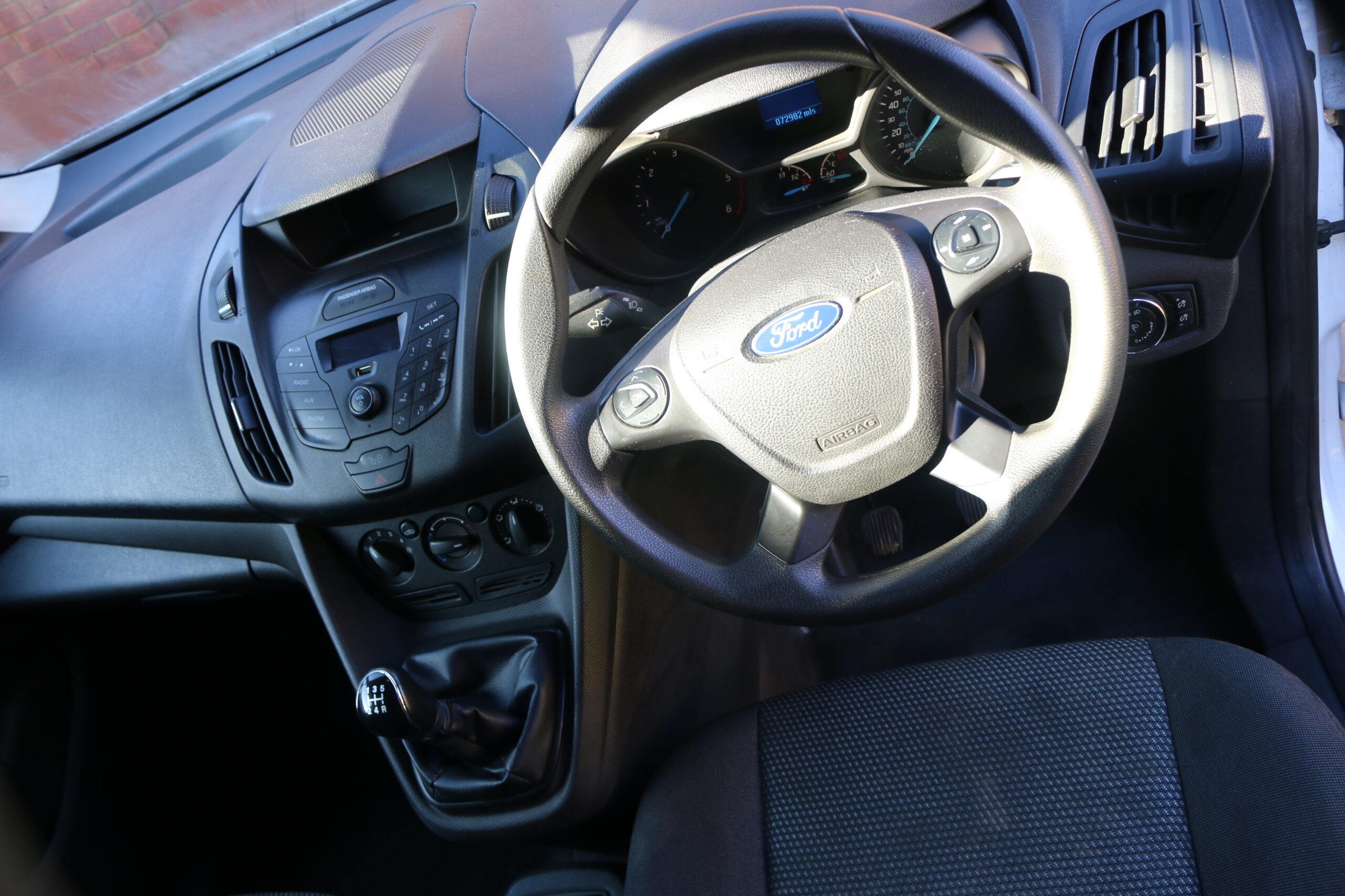 
								FORD TRANSIT CONNECT 1.5L 2015 full									