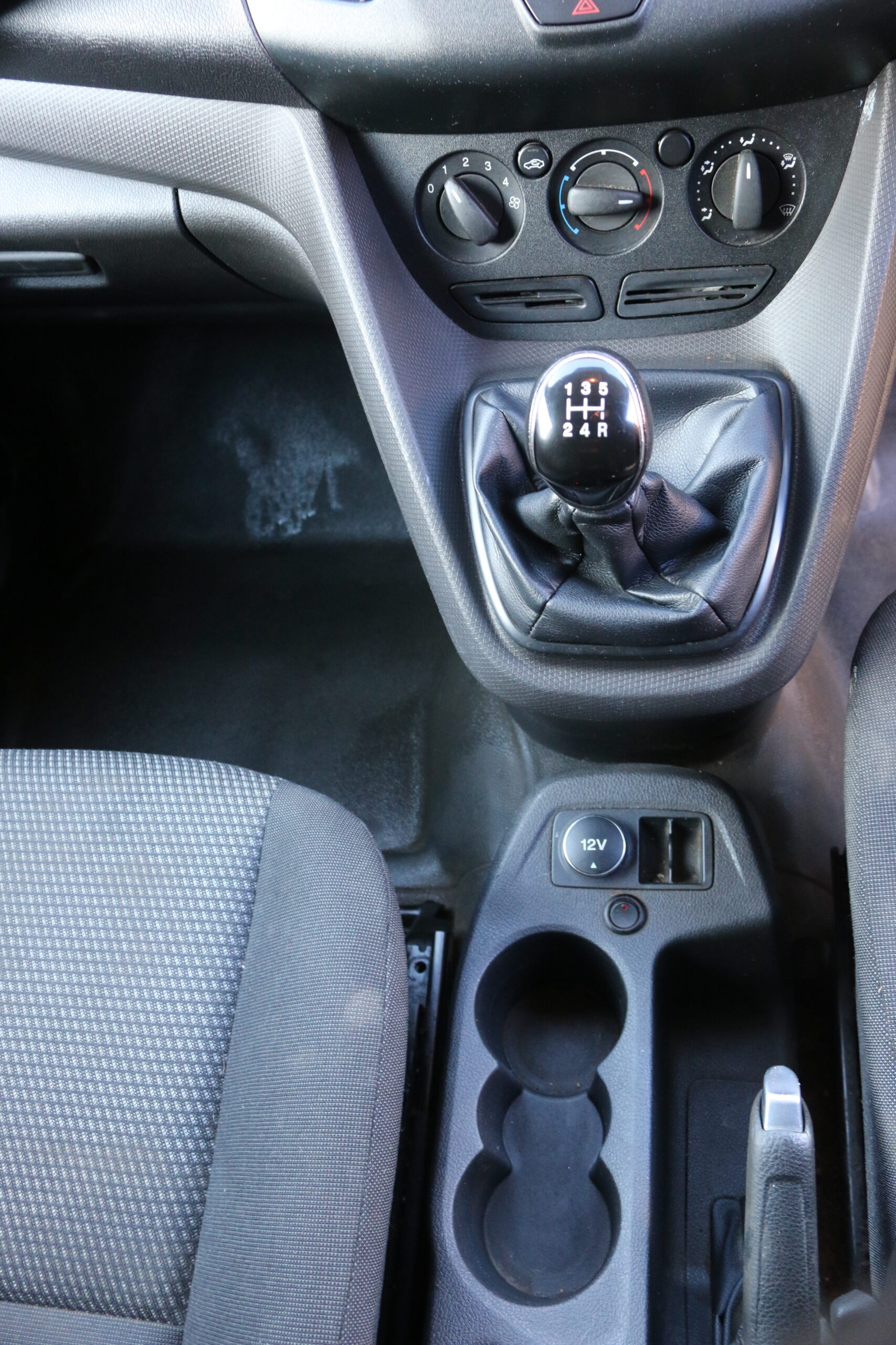 
								FORD TRANSIT CONNECT 1.5L 2015 full									