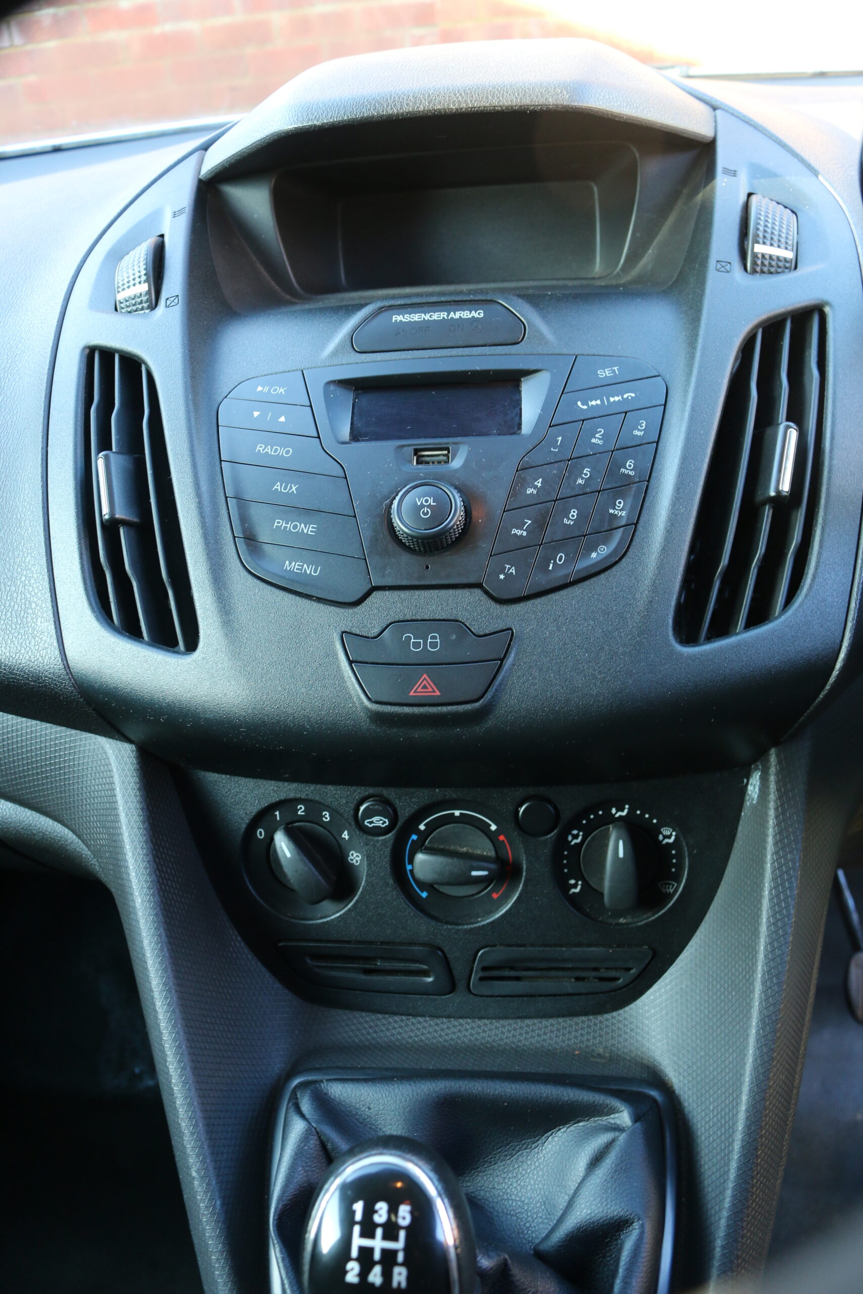 
								FORD TRANSIT CONNECT 1.5L 2015 full									