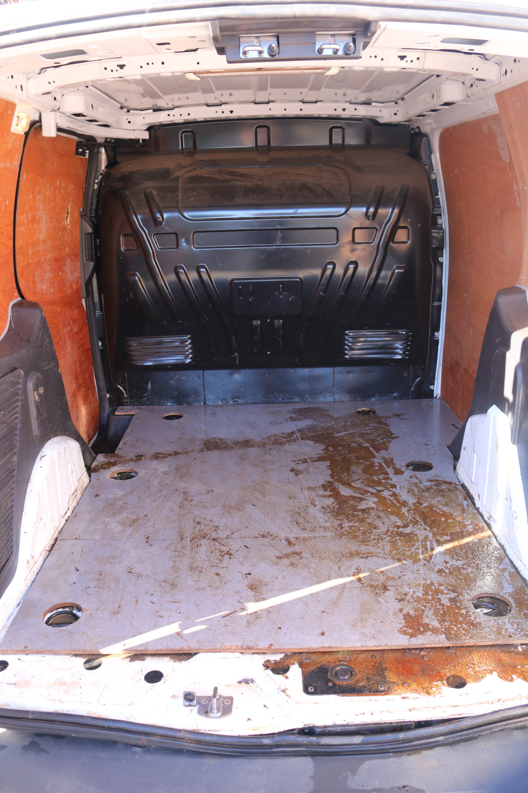 
								FORD TRANSIT CONNECT 1.5L 2015 full									