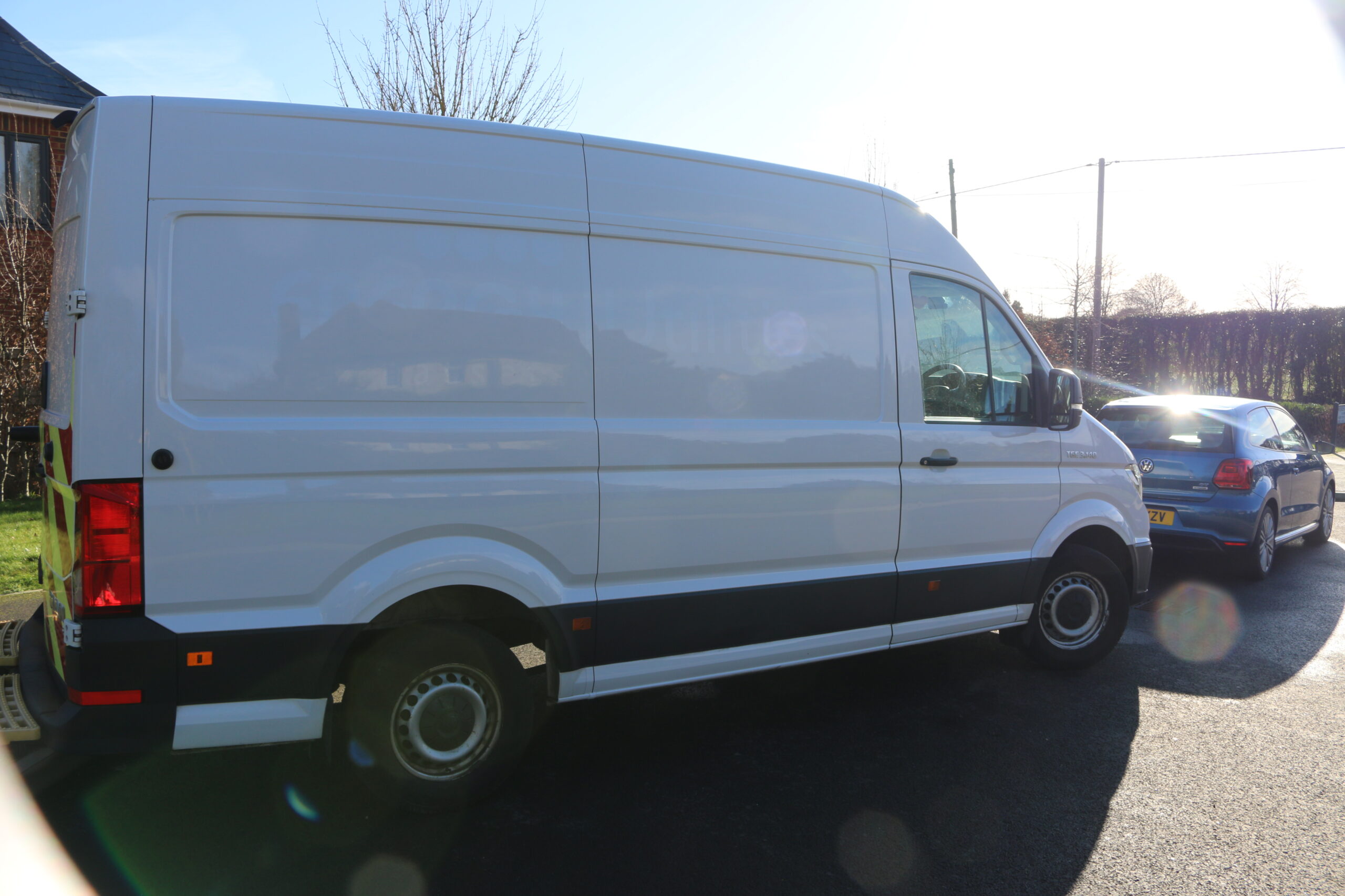 
								MAN TGE 3.140 P/V 2.0L full									